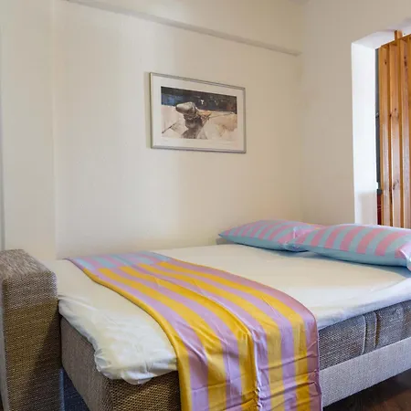 Hojalero Apartment *